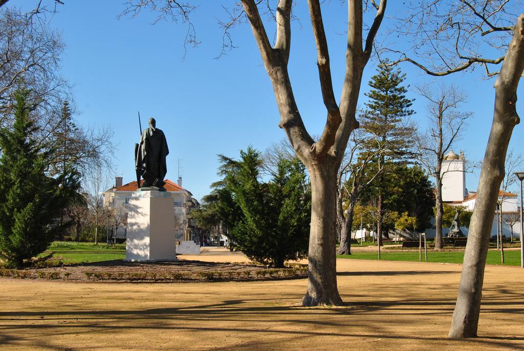 Hotel Tagus Host - 40308Al- 44211Al Santarém Zewnętrze zdjęcie